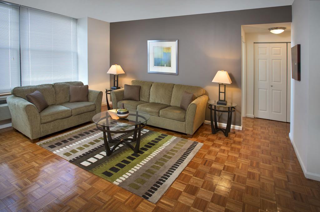 ג'רזי סיטי Grove Pointe - A Premier Furnished Apartment חדר תמונה